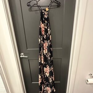 Lulu's Black Floral Maxi Dress